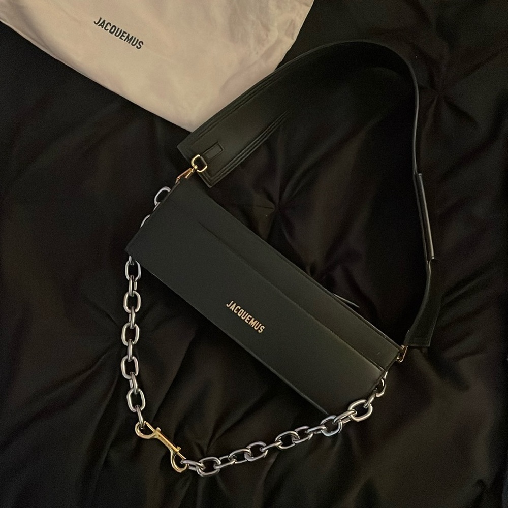 Authentic WITH TAGS black leather lightly used Jacquemus Le CiuCiu bag